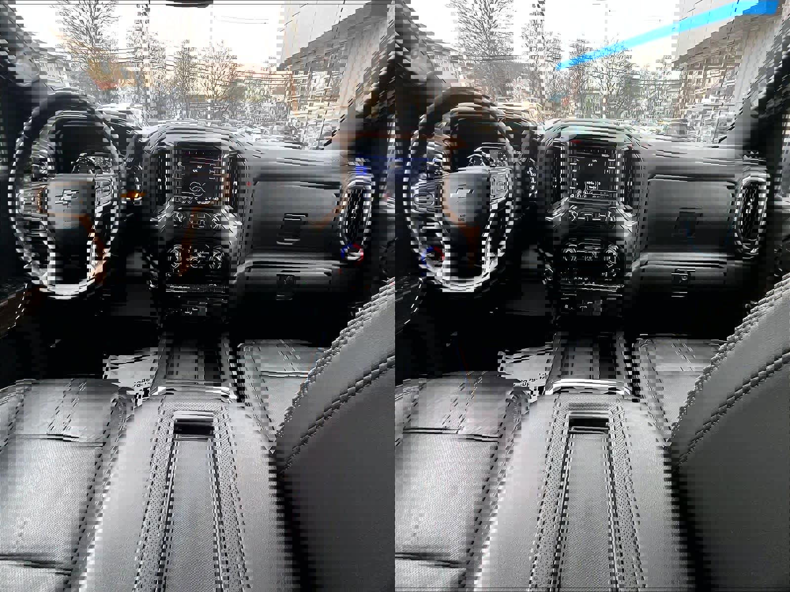 Used 2022 Chevrolet Silverado 1500 High Country image 21