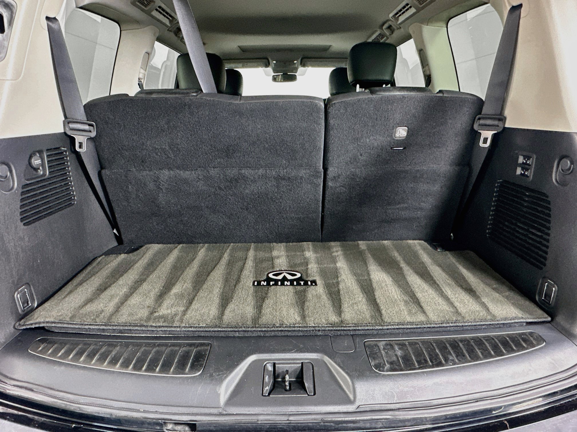 Used 2019 INFINITI QX80 Luxe w/ Proassist Package RWD image 31