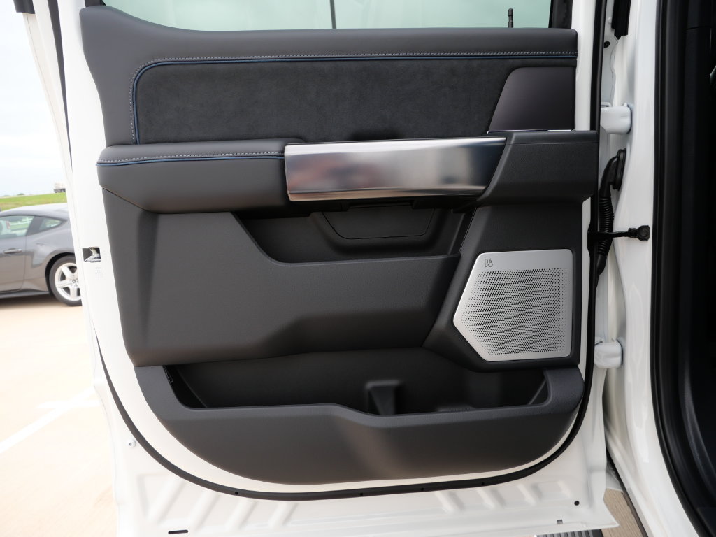 New 2026 Ford F250 Platinum AWD/4WD image 13