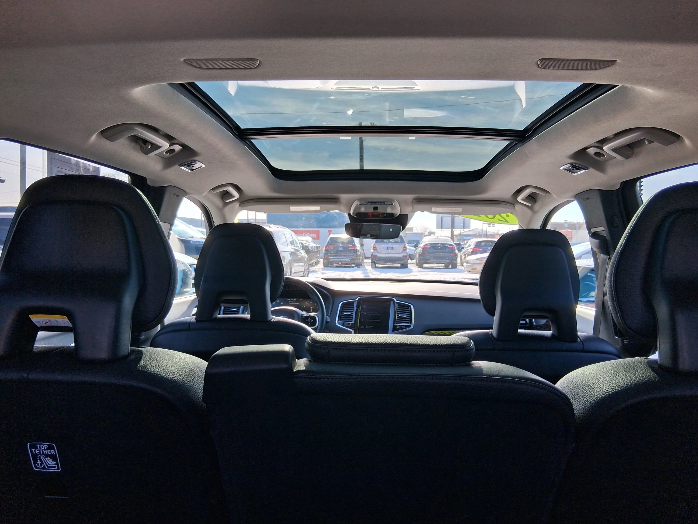 Used 2016 Volvo XC90 T6 Momentum w/ Momentum Plus Package image 20