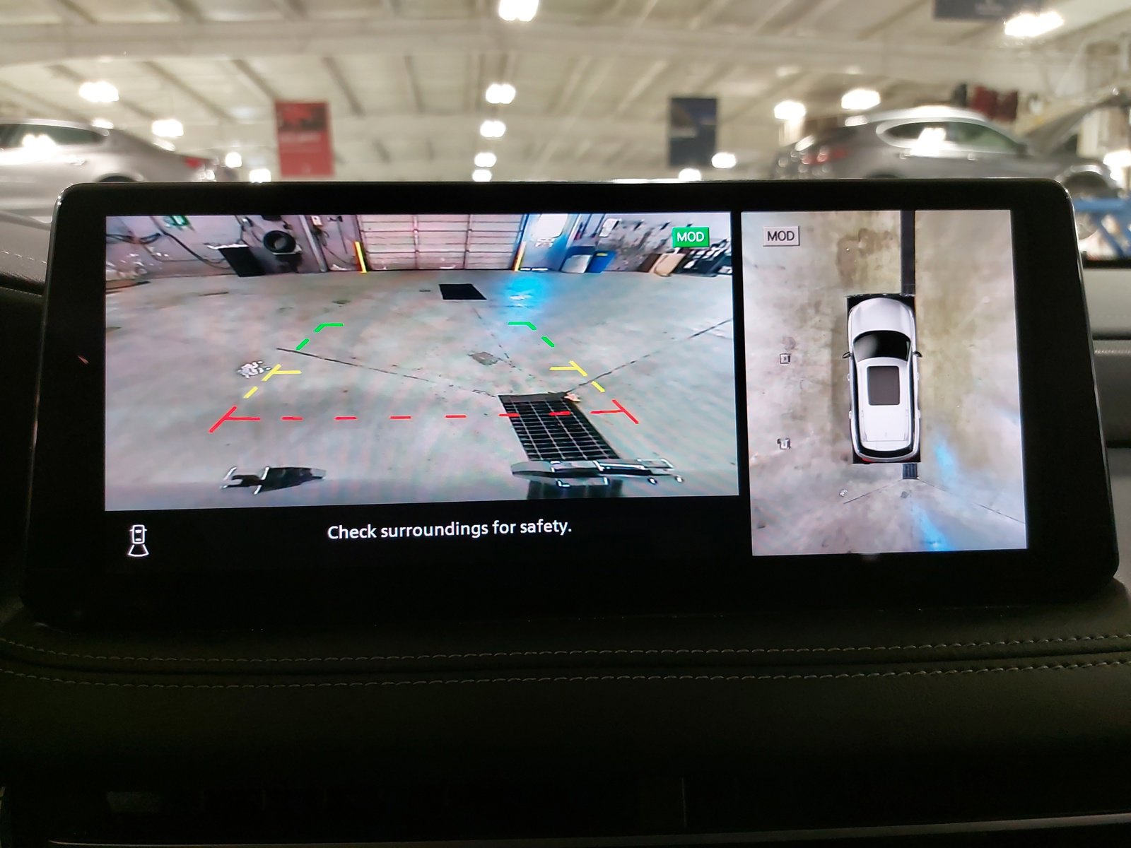 Used 2023 INFINITI QX60 Luxe w/ Performance Audio Package image 25