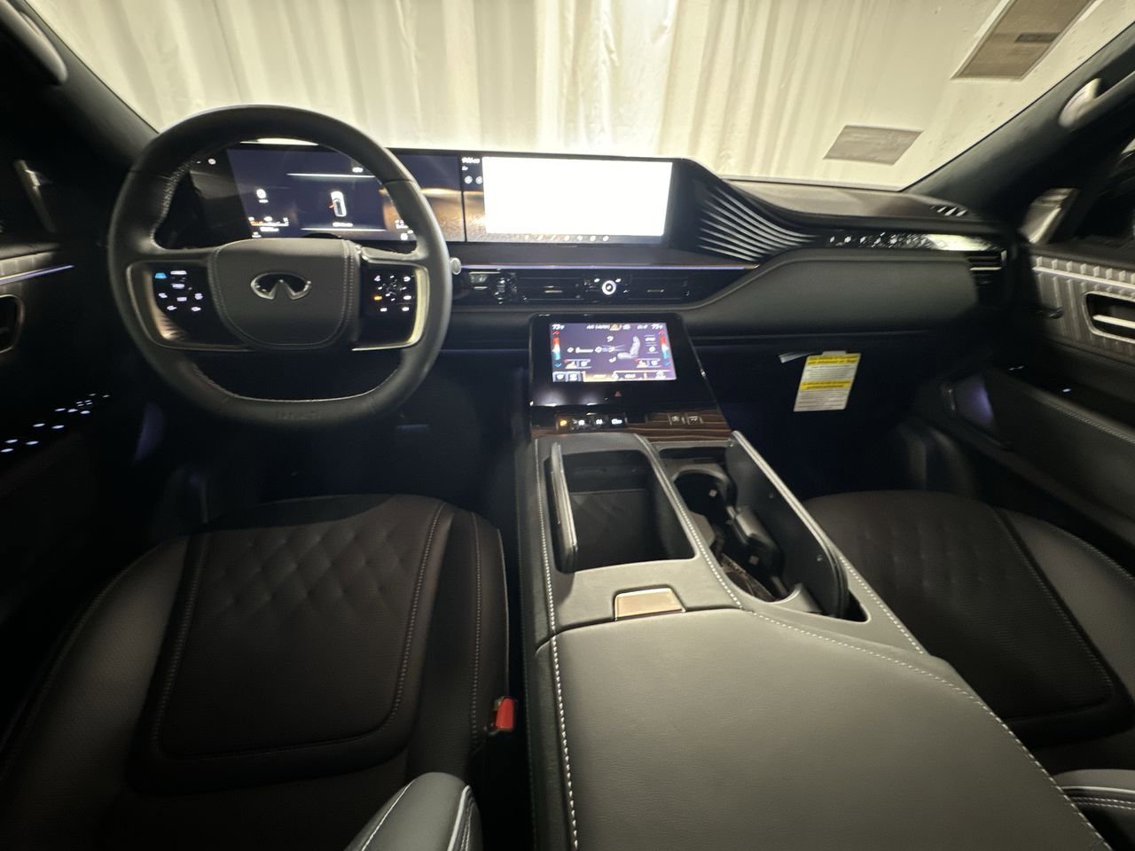 Used 2025 INFINITI QX80 Autograph w/ Premium Cargo Package image 36