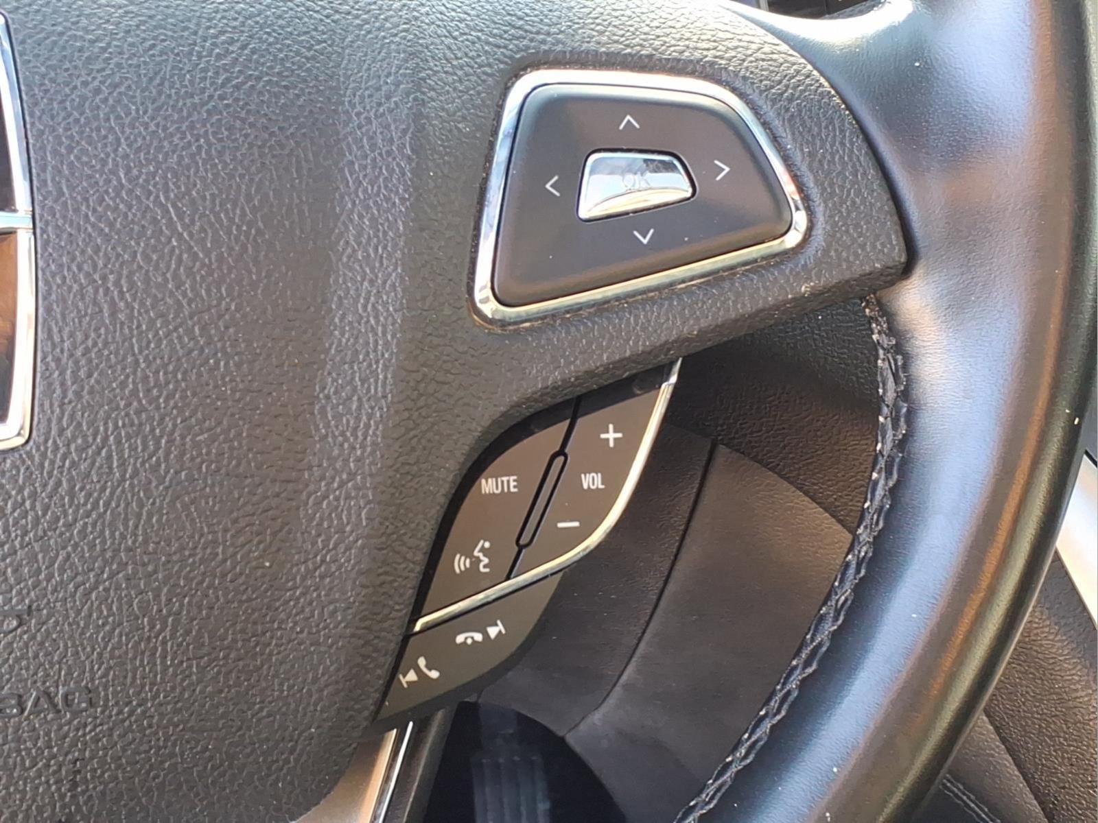 Used 2019 Lincoln MKC Reserve image 11