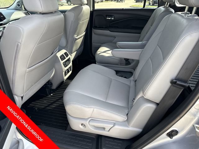 Used 2019 Honda Pilot Elite image 16