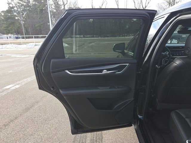 Used 2022 Cadillac XT5 Premium Luxury w/ Technology Package image 24