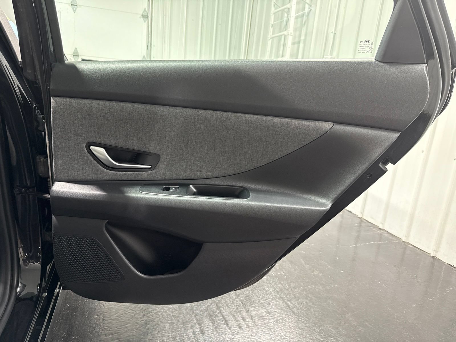 Used 2024 Hyundai Elantra Limited FWD image 15