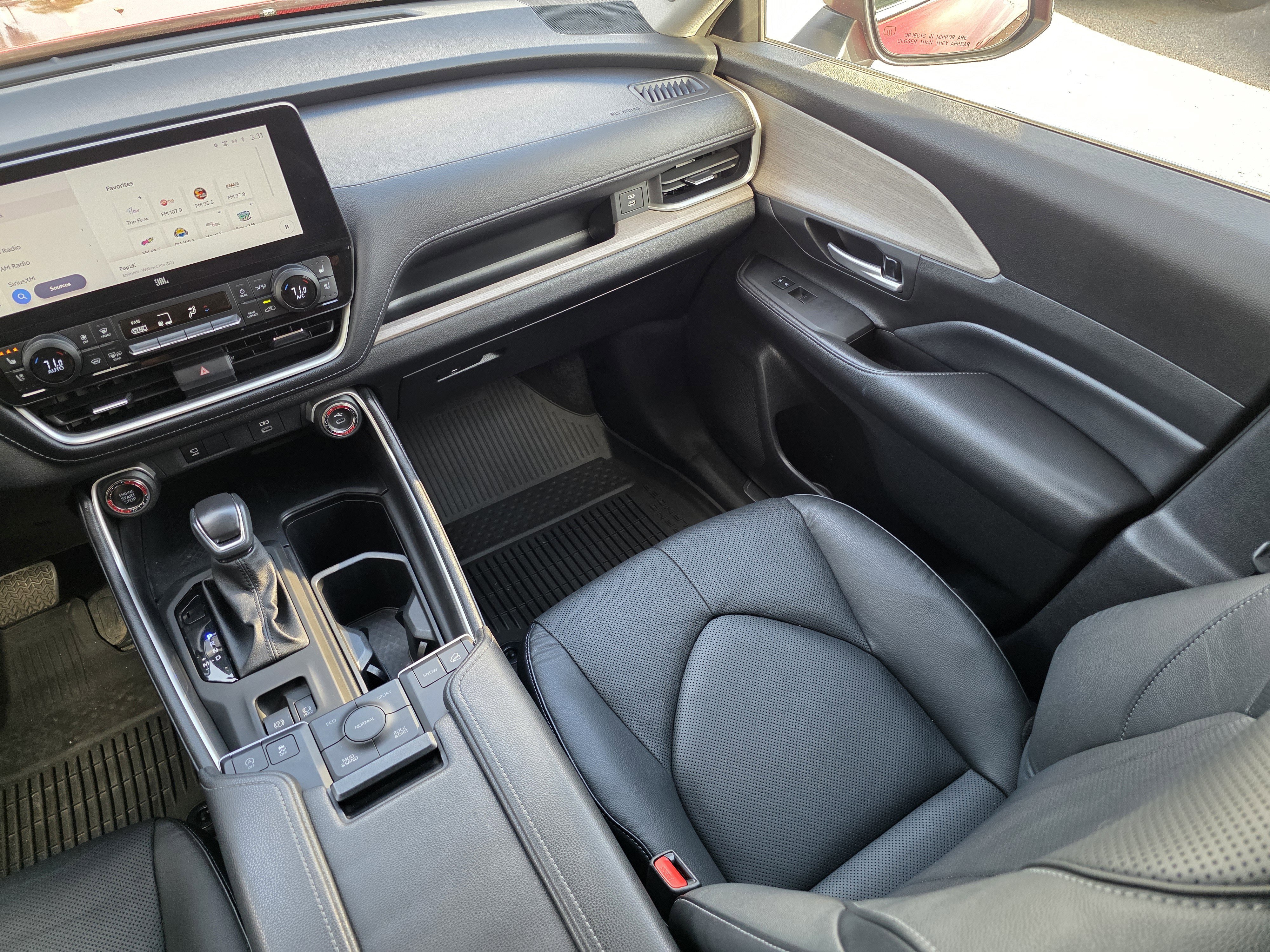 Used 2024 Toyota Grand Highlander Limited image 15