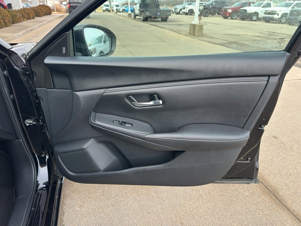 Used 2023 Nissan Sentra SV image 25