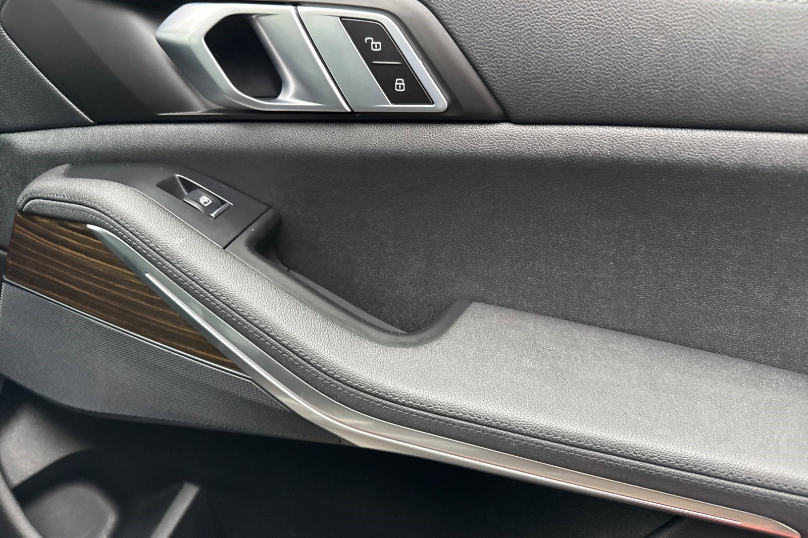 Used 2021 BMW X5 xDrive40i w/ Convenience Package image 21