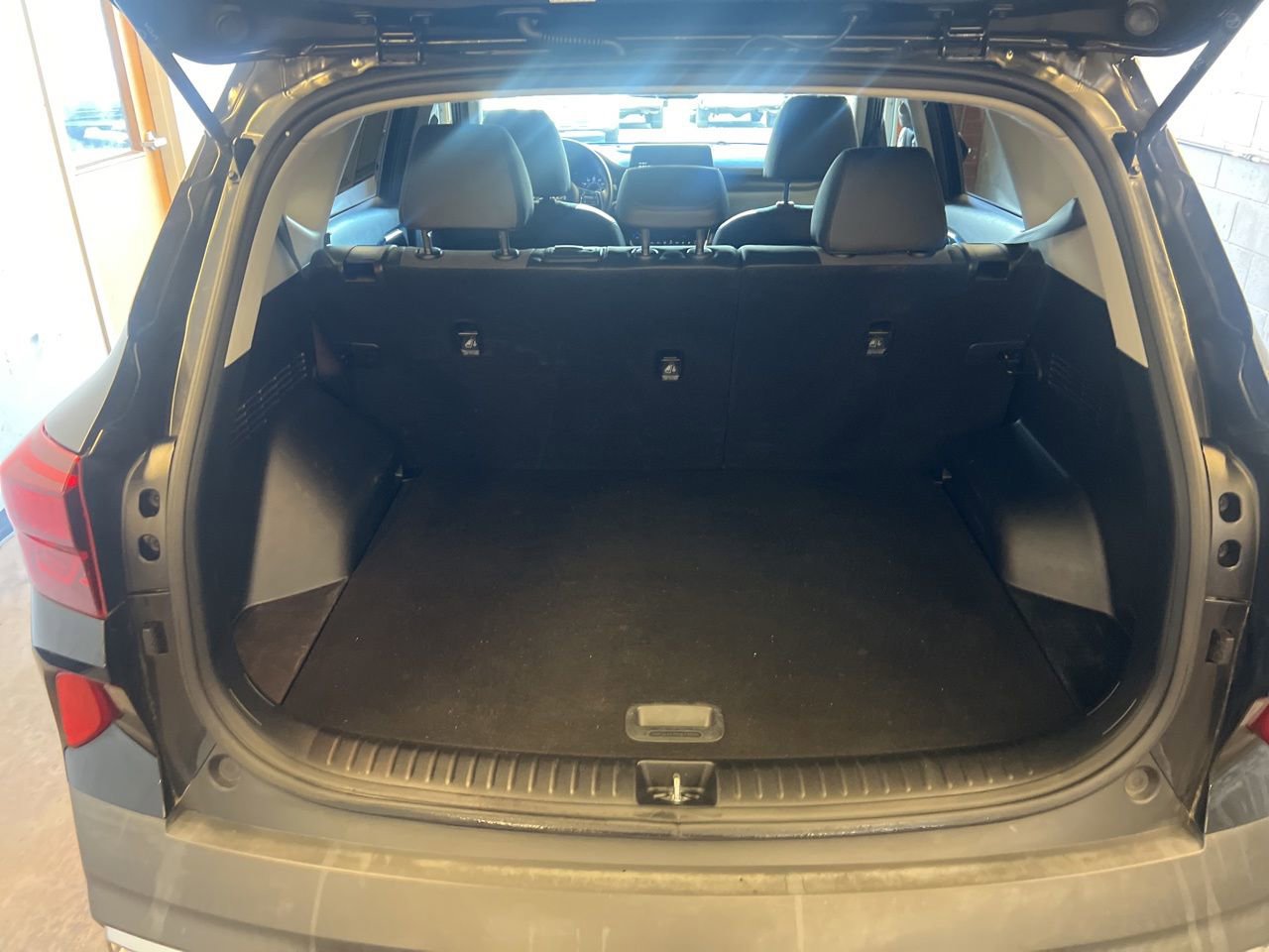 Used 2023 Kia Seltos S w/ Navigation Package FWD image 11