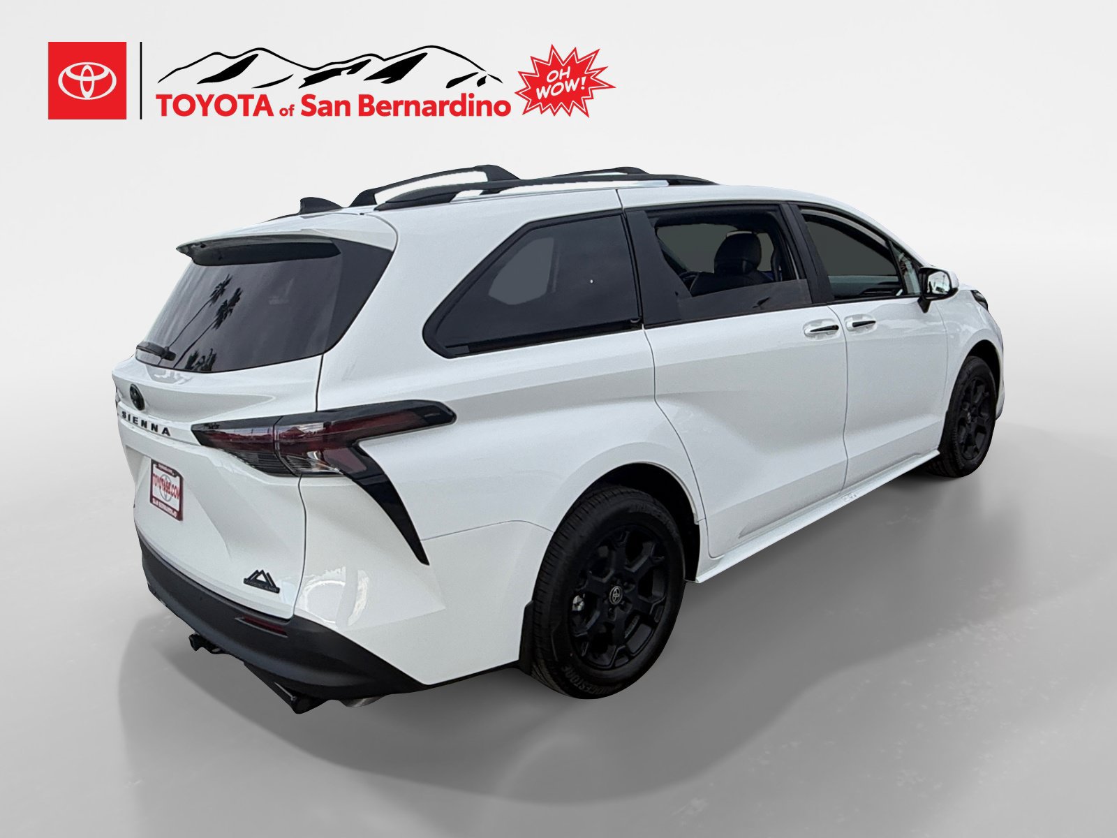 New 2026 Toyota Sienna XLE Woodland Edition AWD/4WD image 5