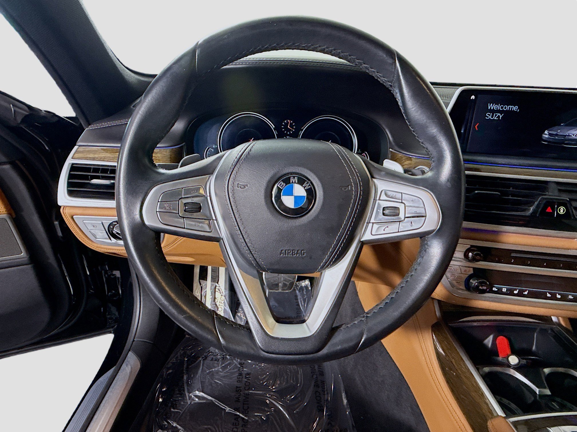 Used 2019 BMW 740i w/ Executive Package image 13