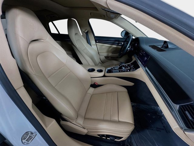 Used 2023 Porsche Panamera 4 Platinum Edition image 30