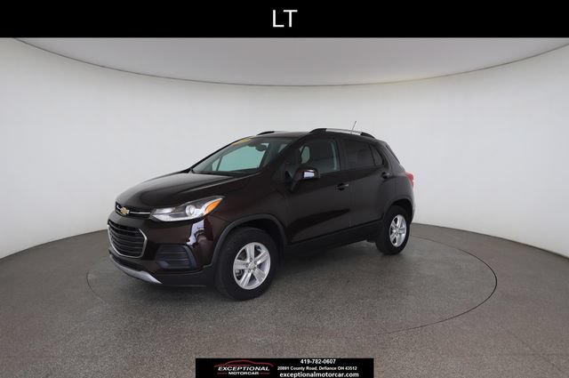 Used 2022 Chevrolet Trax LT w/ Driver Confidence Package AWD/4WD image 3