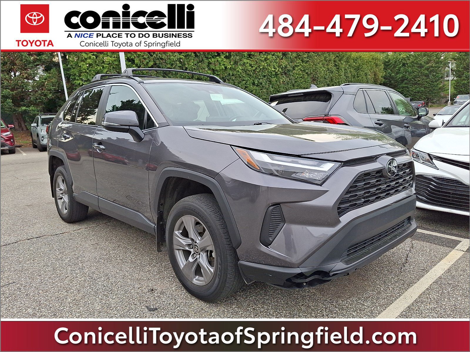 Used 2022 Toyota RAV4 XLE image 1