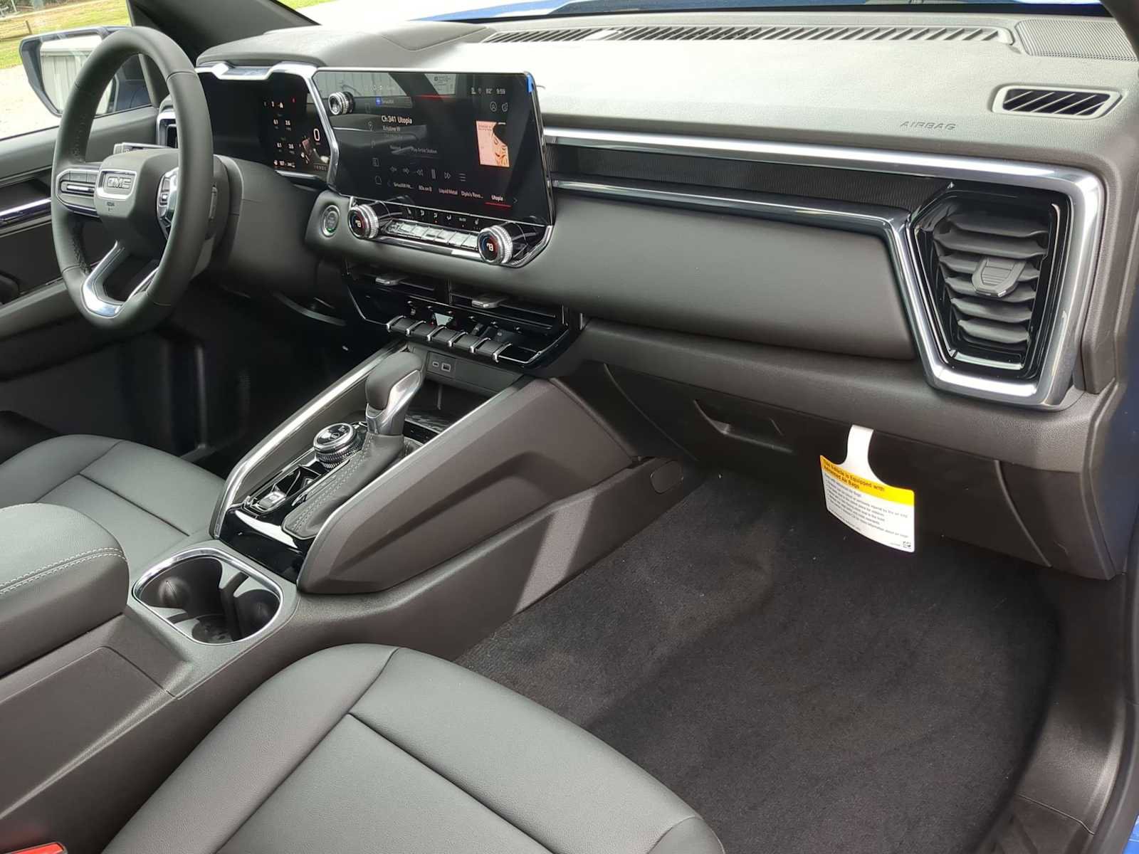 New 2026 GMC Canyon Elevation w/ Convenience Package image 29