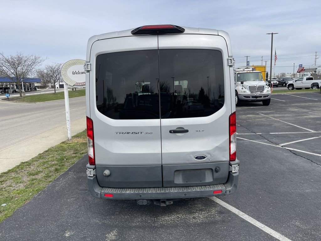 Used 2018 Ford Transit 350 XLT RWD image 4