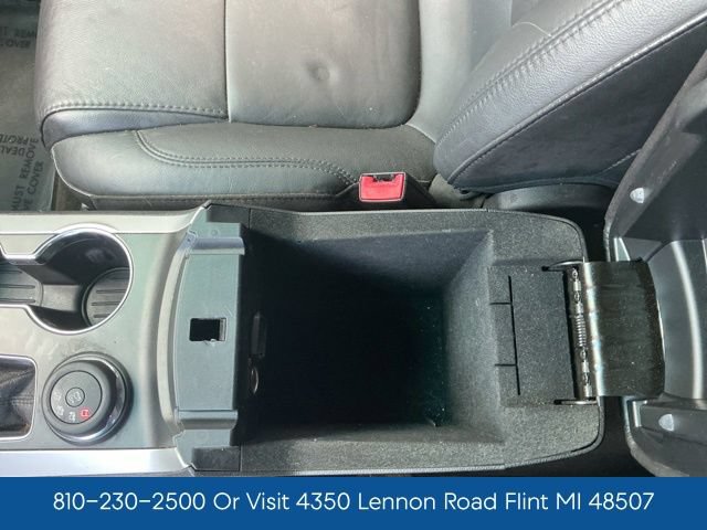 Used 2015 Ford Explorer XLT w/ Equipment Group 202B AWD/4WD image 27
