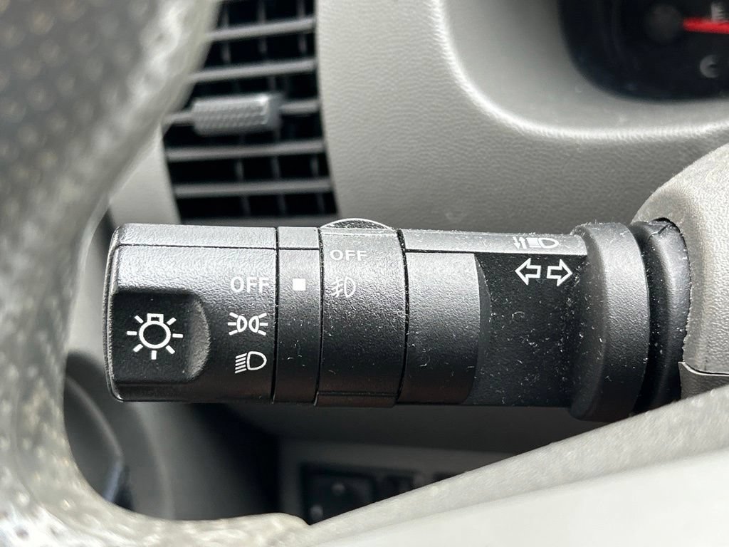 Used 2020 Nissan Frontier SV RWD image 27