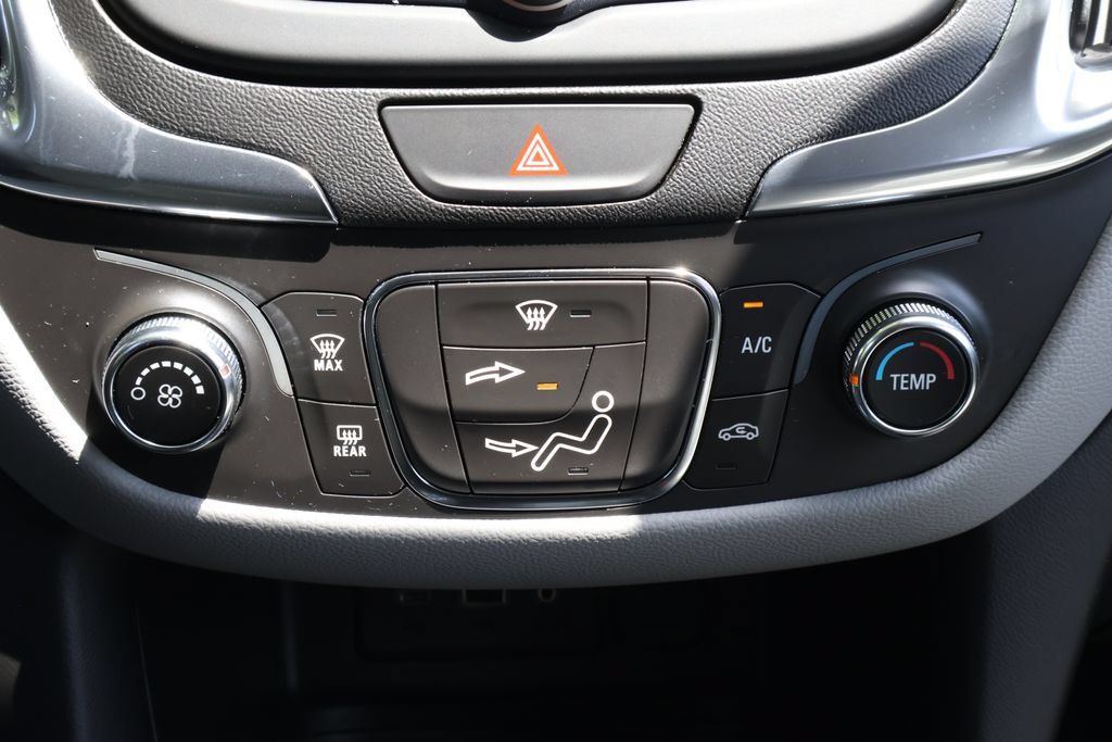 Certified 2021 Chevrolet Equinox LS w/ LS Convenience Package AWD/4WD image 17