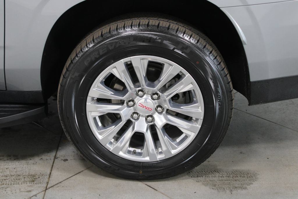 Used 2024 GMC Yukon XL Denali RWD image 21