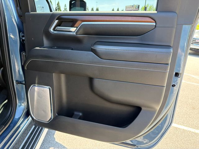 Used 2024 GMC Sierra 2500 Denali w/ Denali Reserve Package image 16