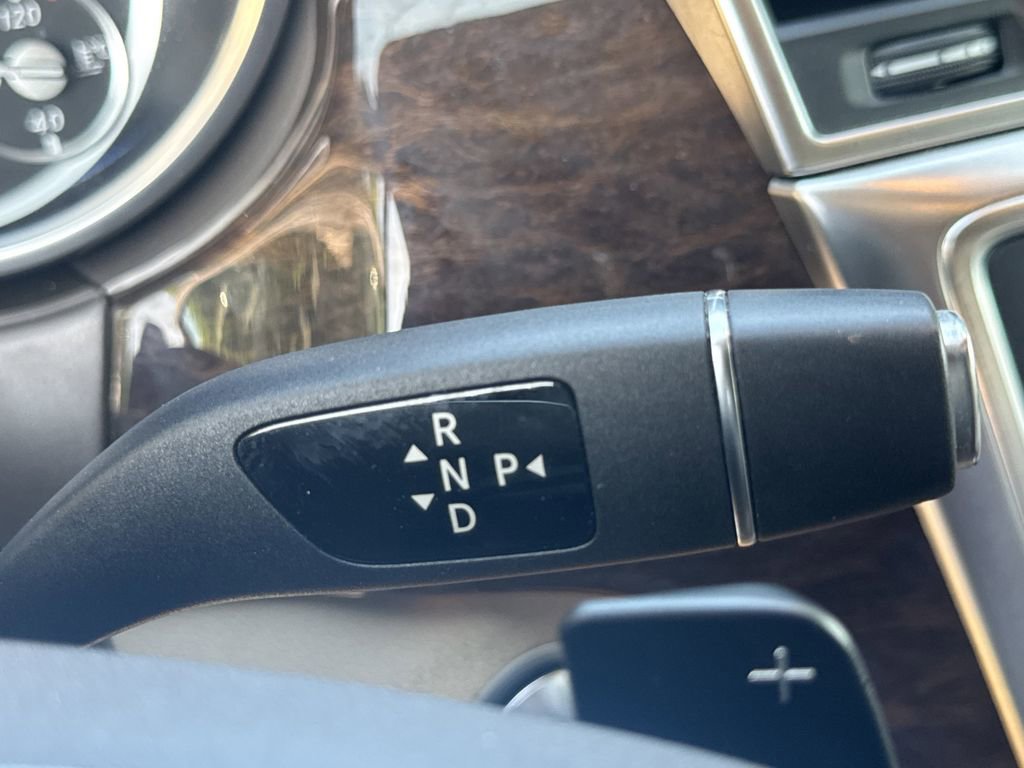 Used 2016 Mercedes-Benz GL 450 4MATIC image 31