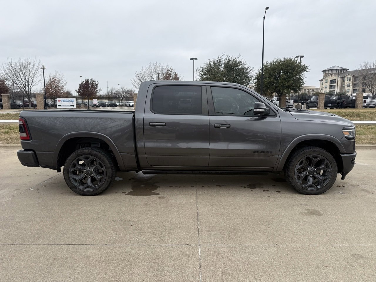 Used 2021 RAM 1500 Limited w/ Night Edition image 3