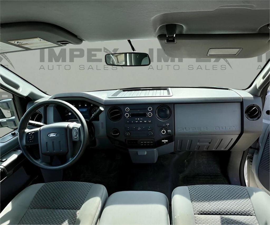 Used 2016 Ford F550 2WD Regular Cab Super Duty w/ Power Equipment Group image 9