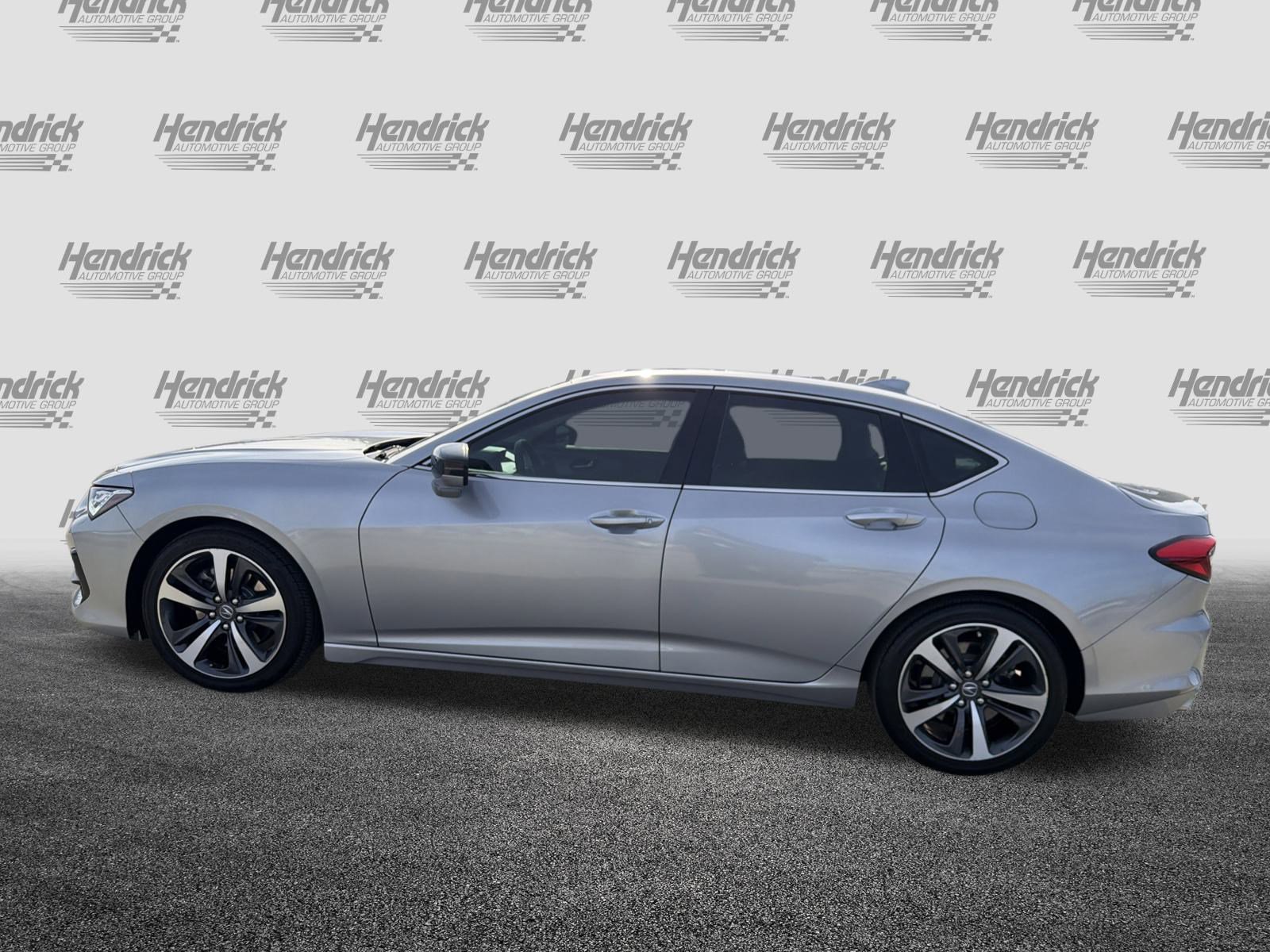 Certified 2025 Acura TLX w/ Technology Package image 7