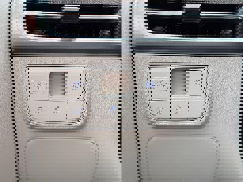 New 2026 Hyundai Tucson Limited image 23