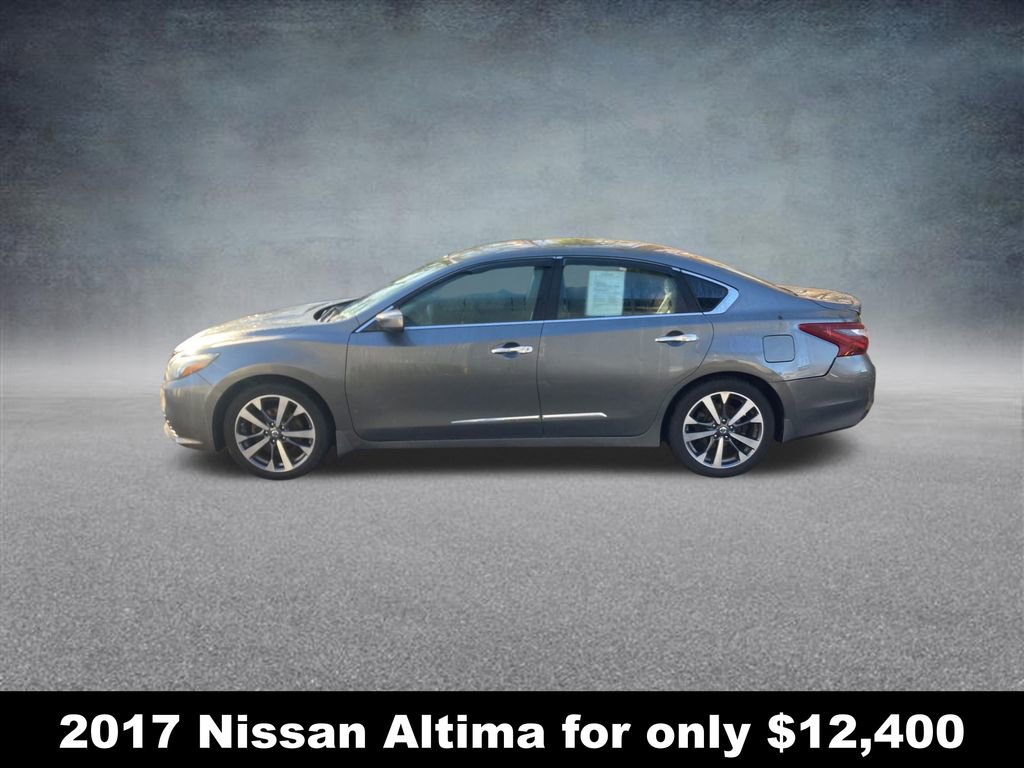 Used 2017 Nissan Altima 2.5 SR image 2