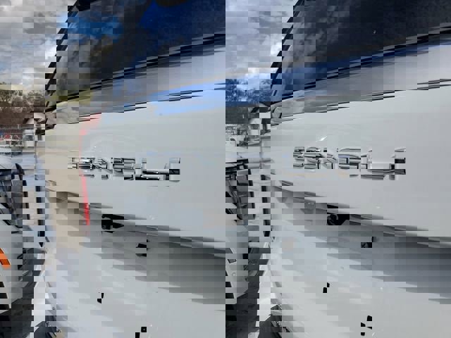 New 2026 GMC Yukon XL Denali w/ Sun & Power Step Package AWD/4WD image 9