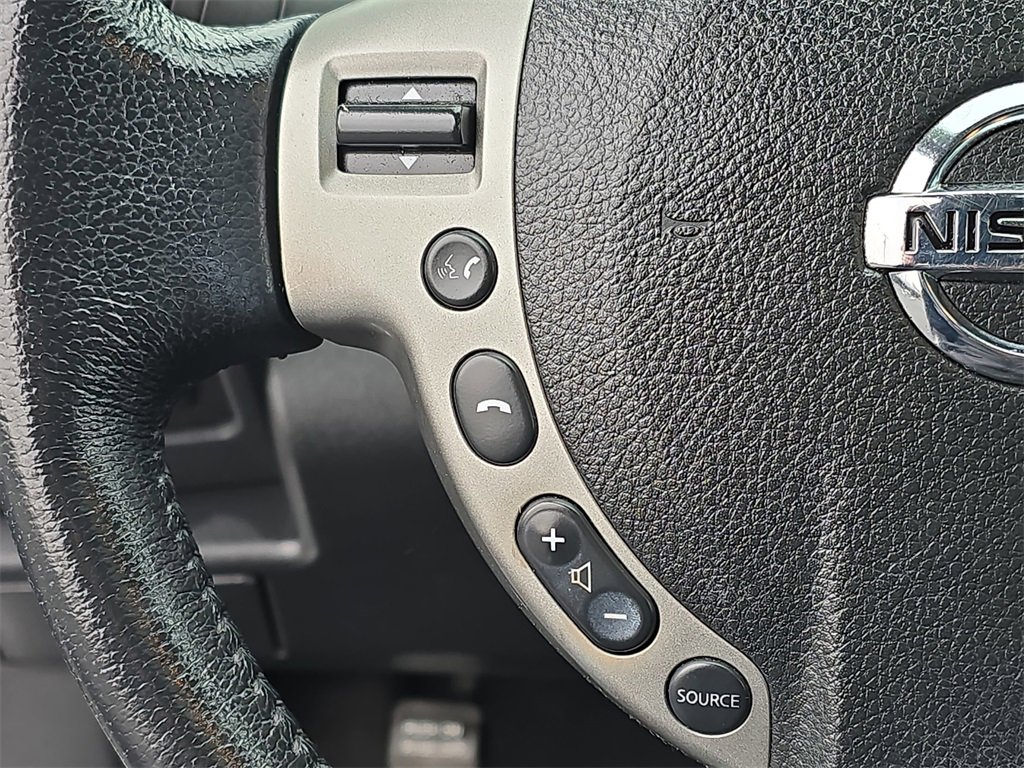 Used 2013 Nissan Rogue SL image 20