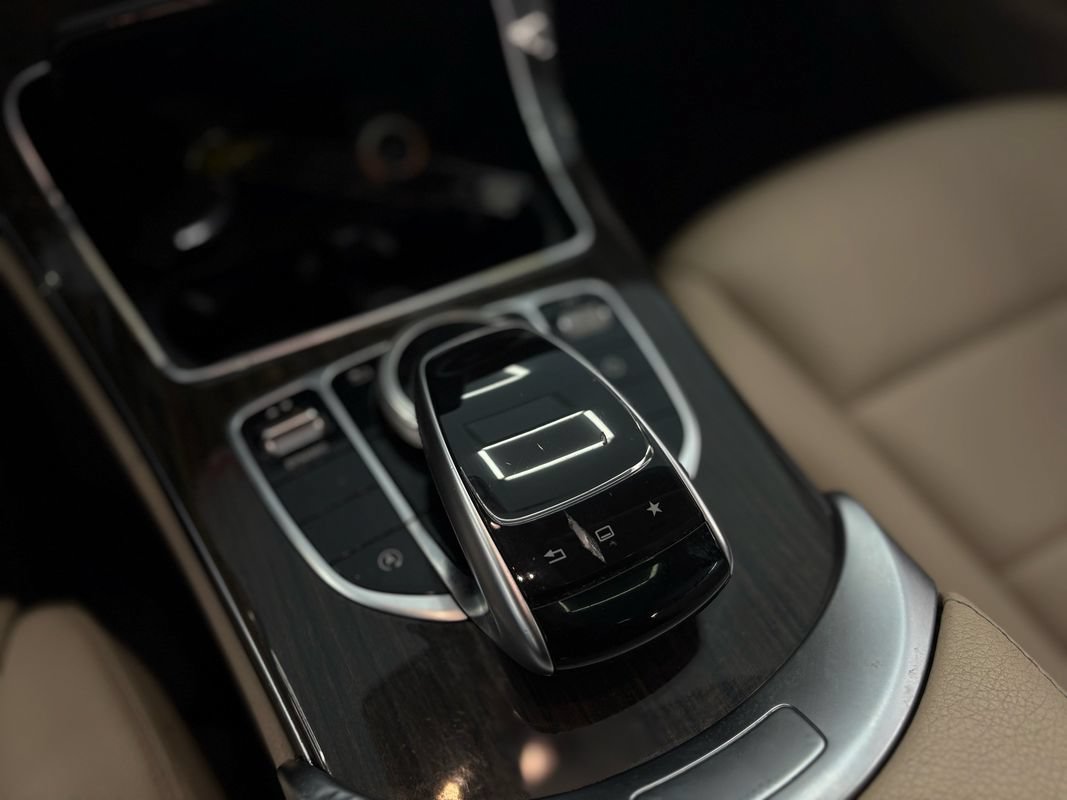 Used 2016 Mercedes-Benz C 300 4MATIC Sedan image 30