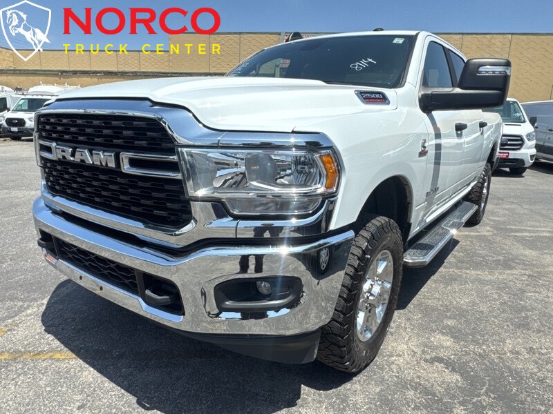Used 2024 RAM 2500 Big Horn AWD/4WD image 4