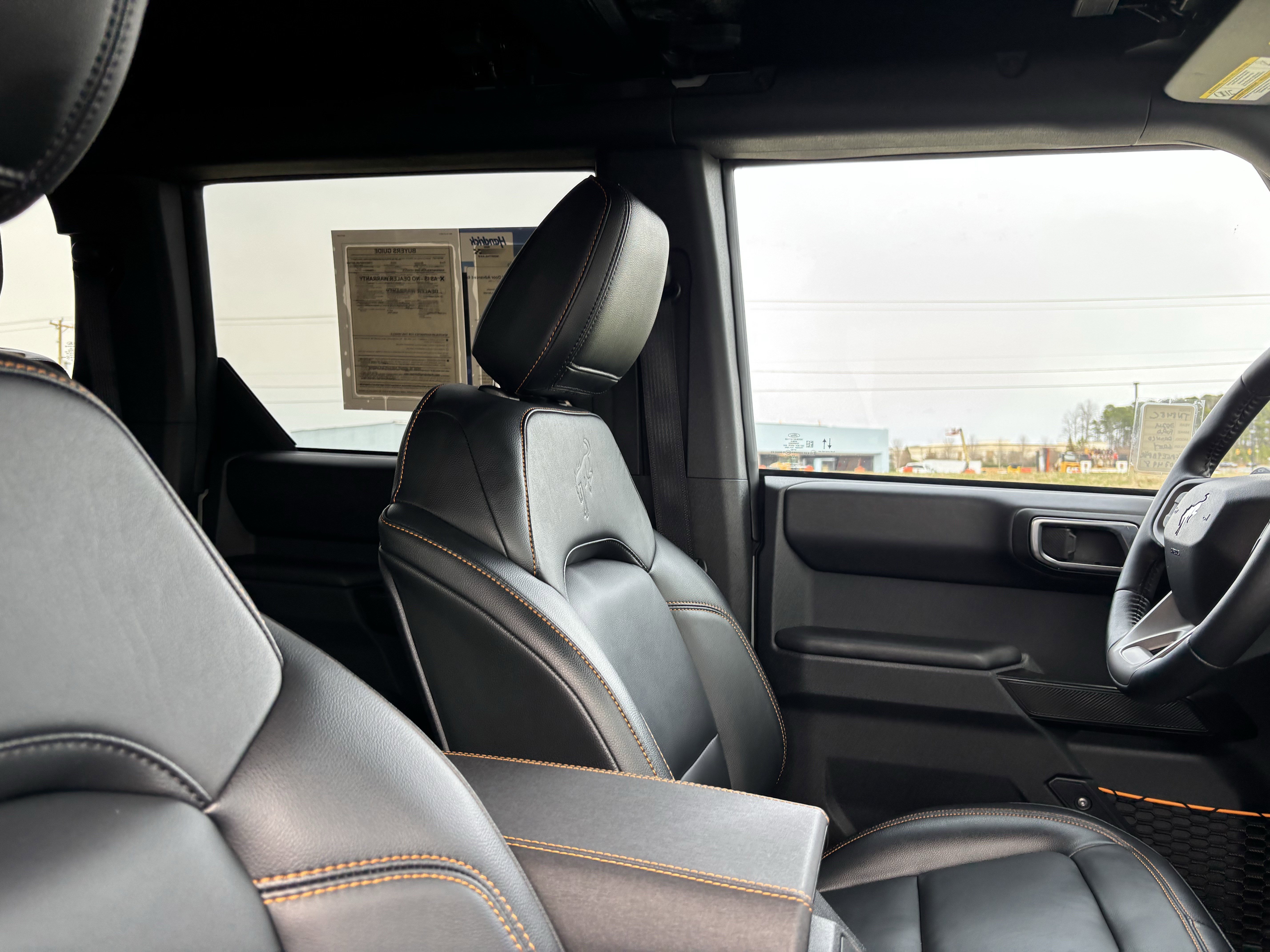 Used 2024 Ford Bronco Badlands image 35