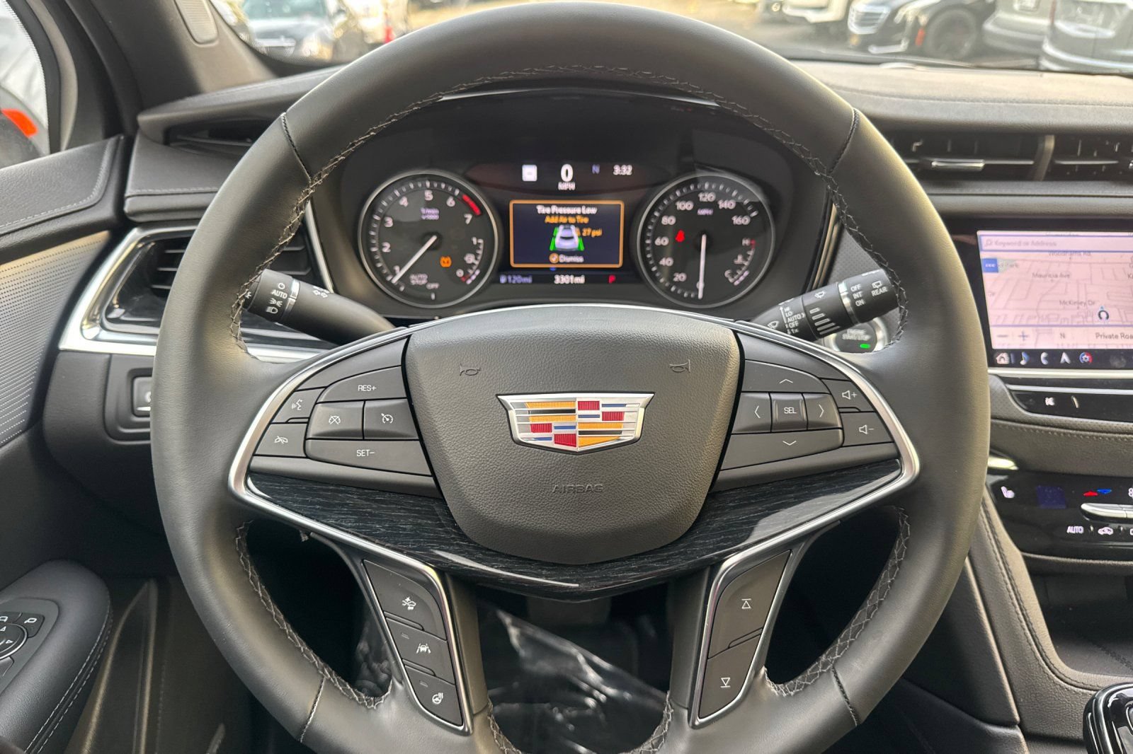 Used 2025 Cadillac XT5 Premium Luxury w/ LPO, Red Accent Package FWD image 32