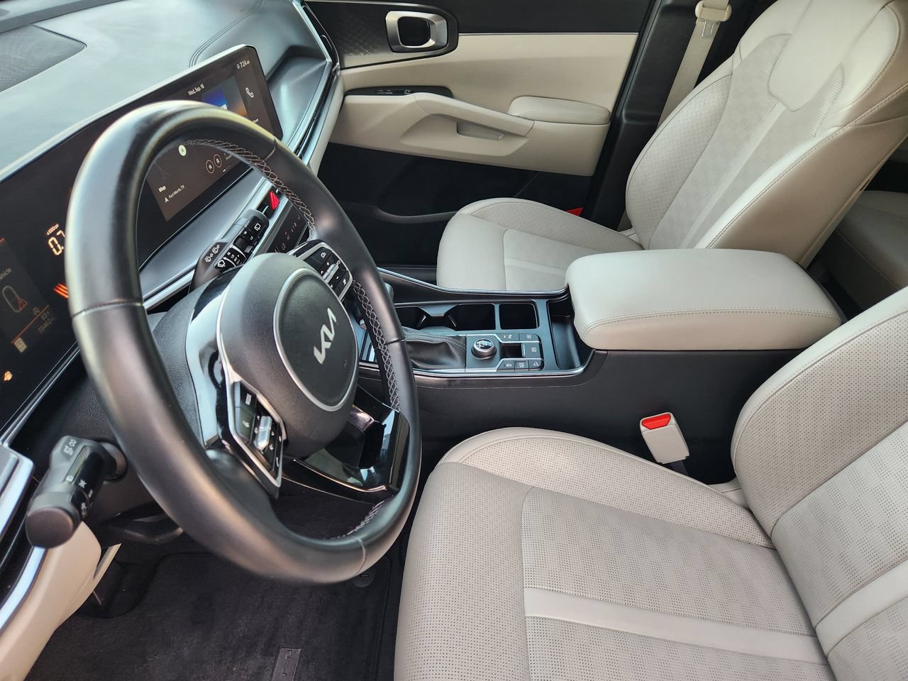 Used 2025 Kia Sorento S FWD image 12