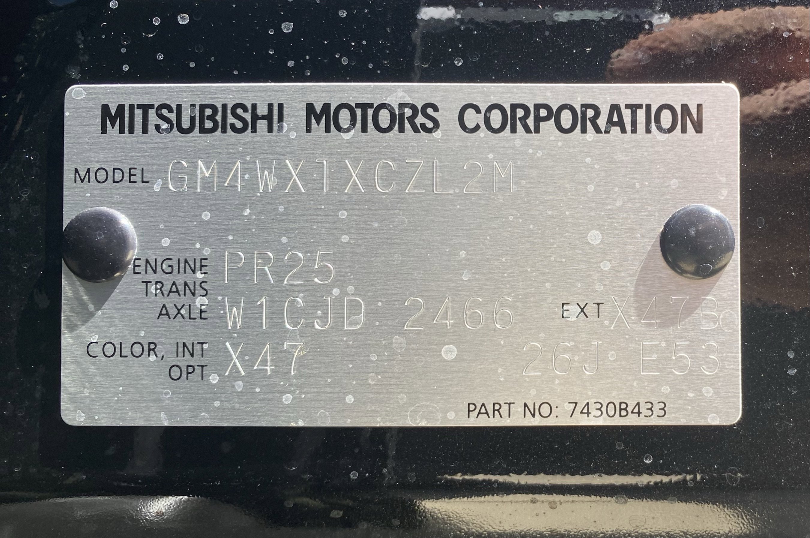 New 2025 Mitsubishi Outlander SE image 23