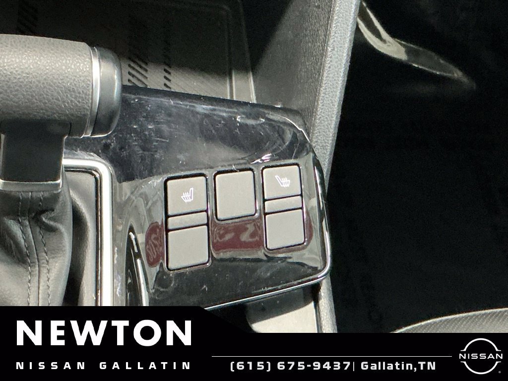 Used 2025 Kia Sportage EX AWD/4WD image 12