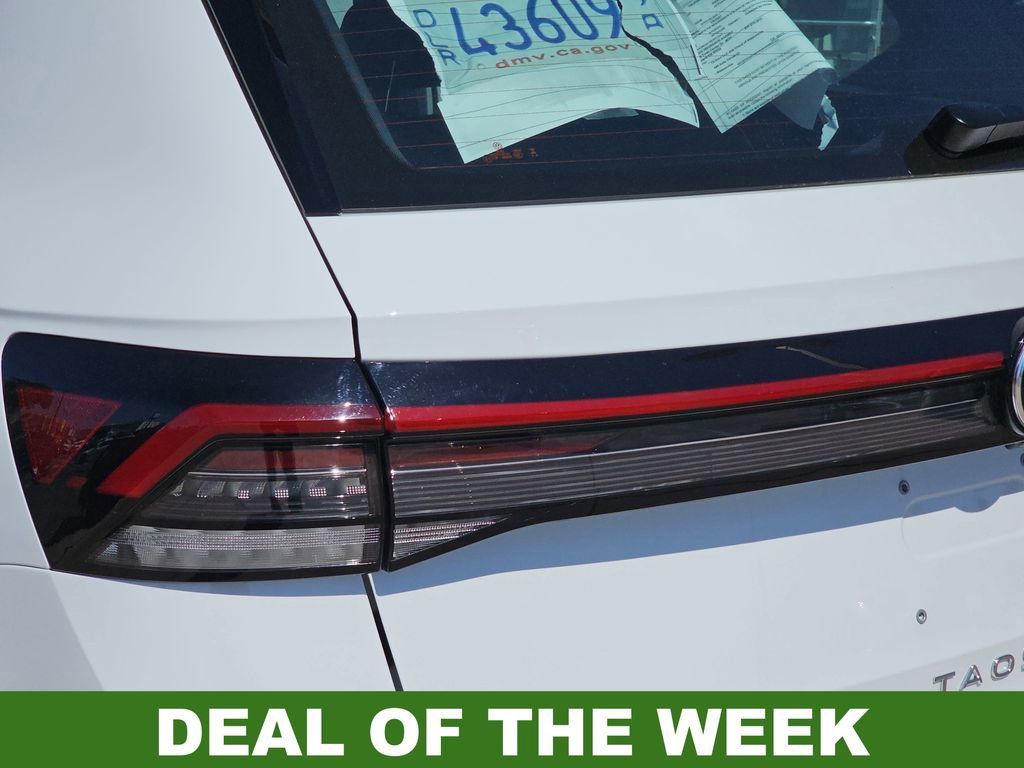 Used 2025 Volkswagen Taos S image 40