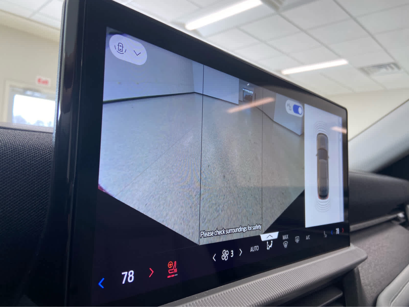 New 2026 Ford Explorer Platinum w/ LUX Leather Package image 36