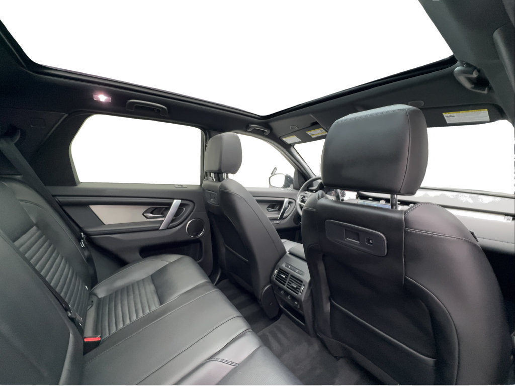 Used 2025 Land Rover Discovery Sport Dynamic SE AWD/4WD image 29