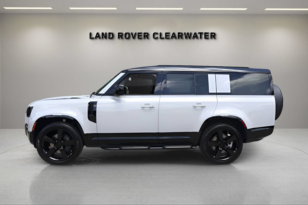 New 2026 Land Rover Defender 130 X-Dynamic SE AWD/4WD image 2
