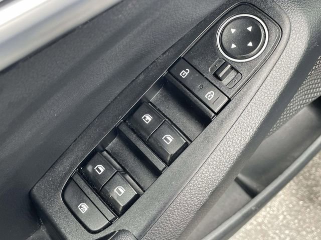Used 2023 Kia Seltos S FWD image 18