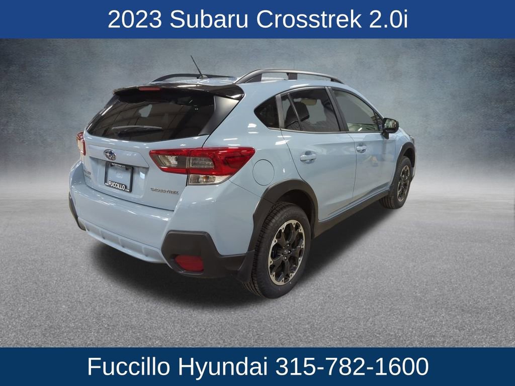 Used 2023 Subaru Crosstrek 2.0i image 4