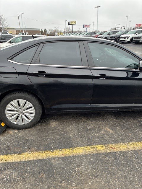 Used 2019 Volkswagen Jetta image 12