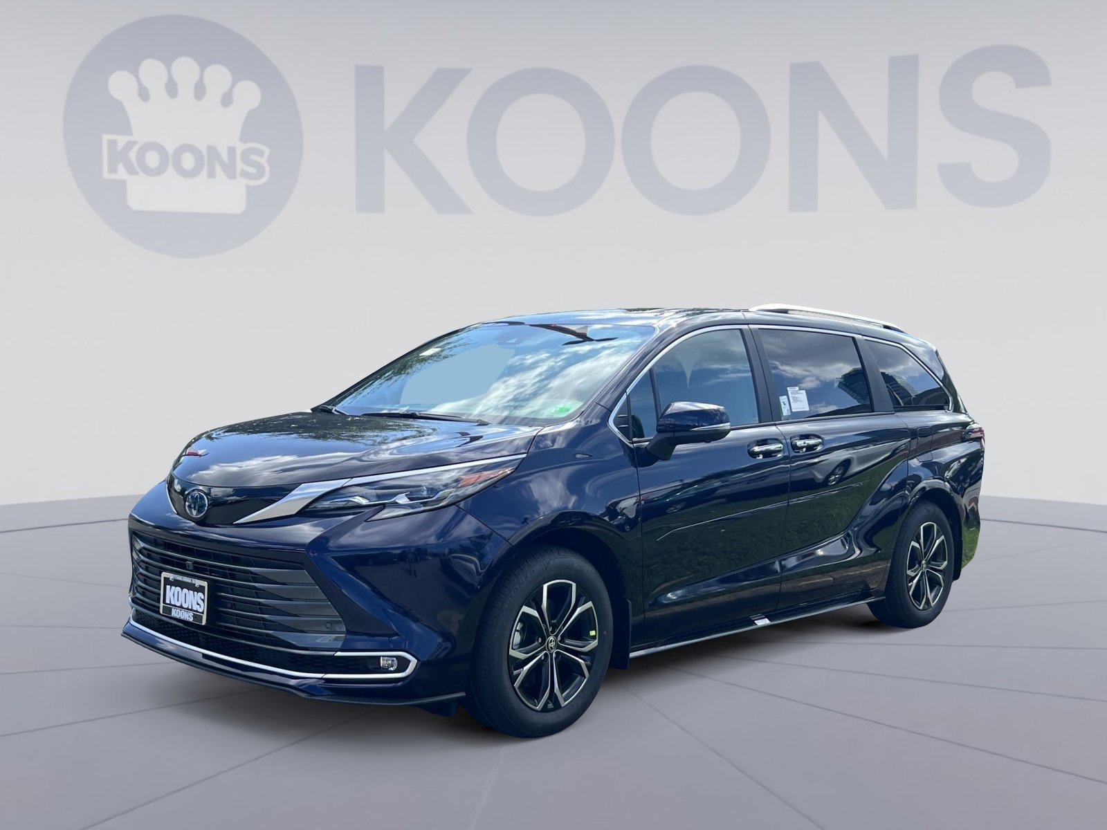 New 2025 Toyota Sienna Platinum