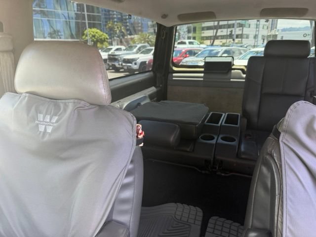 Used 1997 Chevrolet Tahoe 4WD 2-Door w/ Preferred Equipment Group 3 image 12